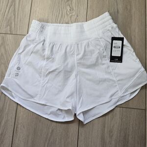 Peloton x Lululemon White High Rise Hotty Hot Shorts Size 6